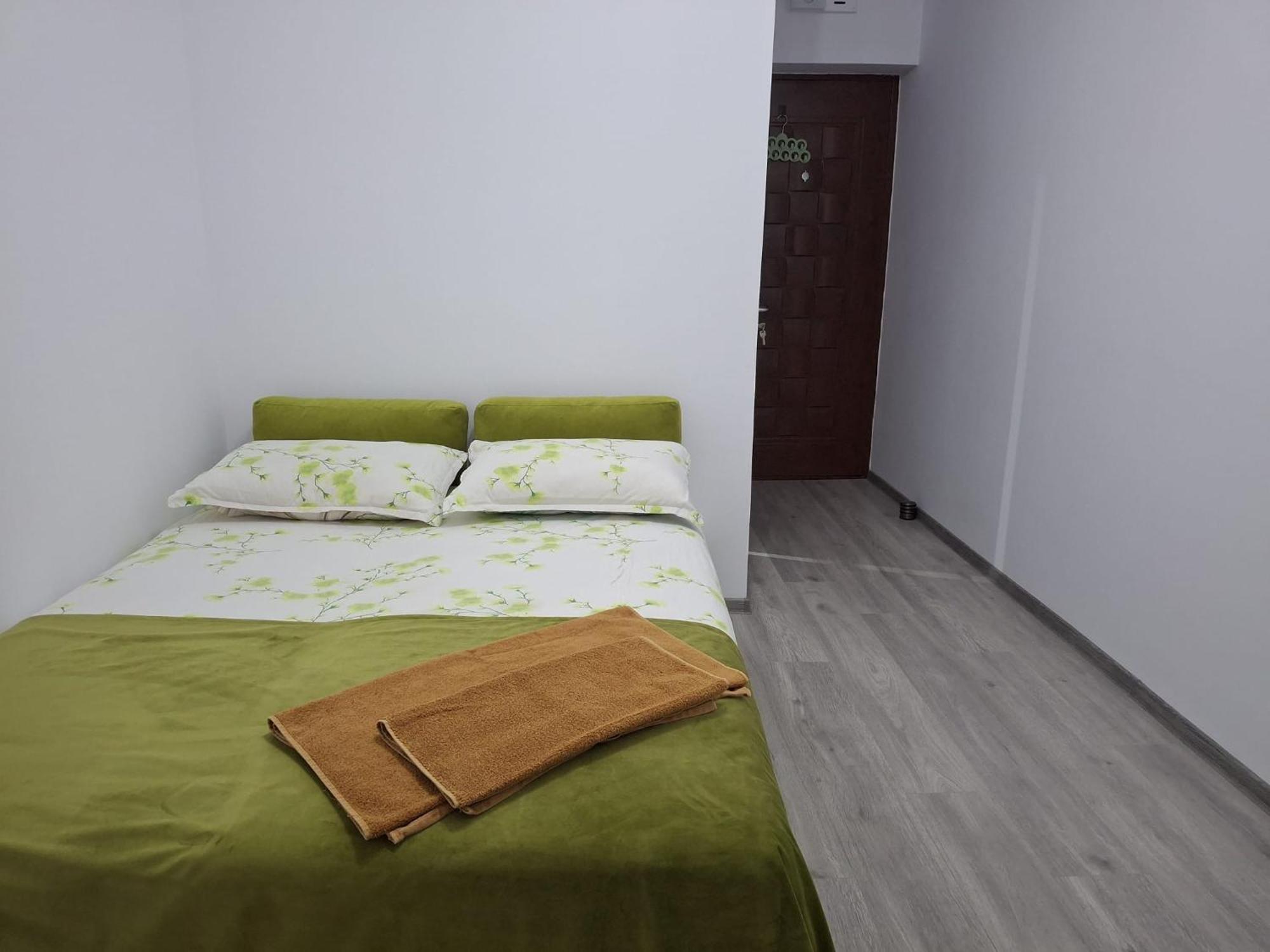 Anna Home Ramnicu Valcea Exterior photo