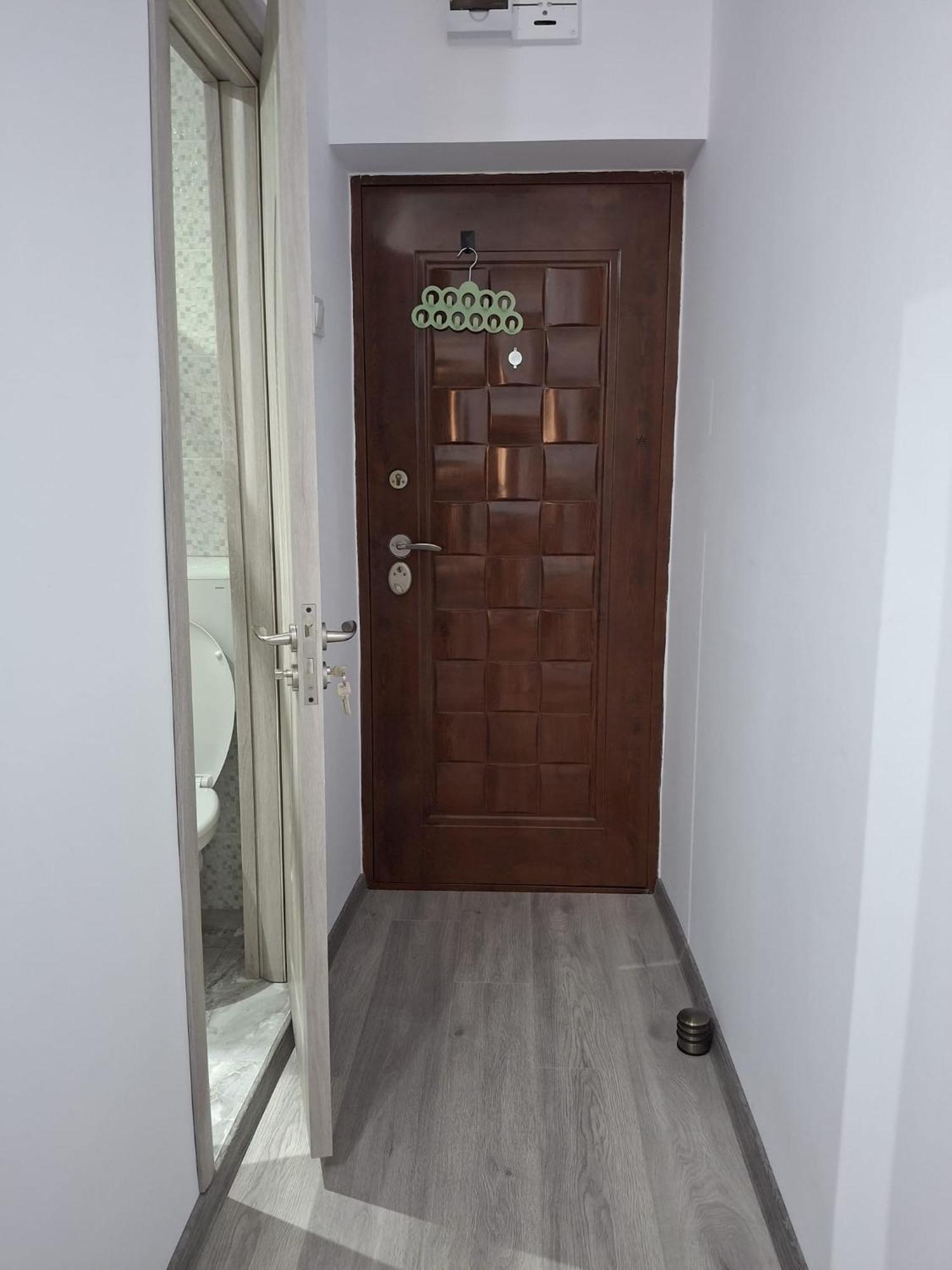 Anna Home Ramnicu Valcea Exterior photo
